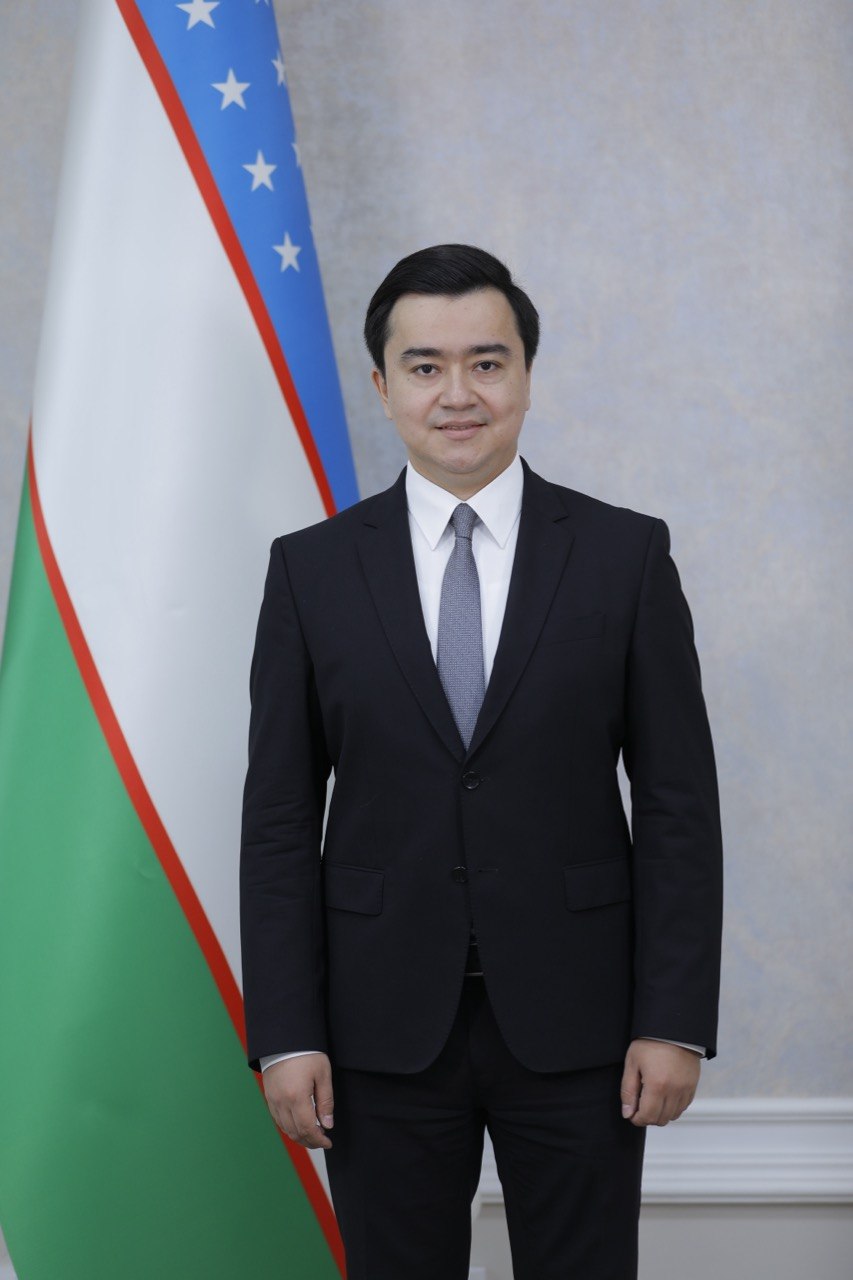 Фото сотрудника